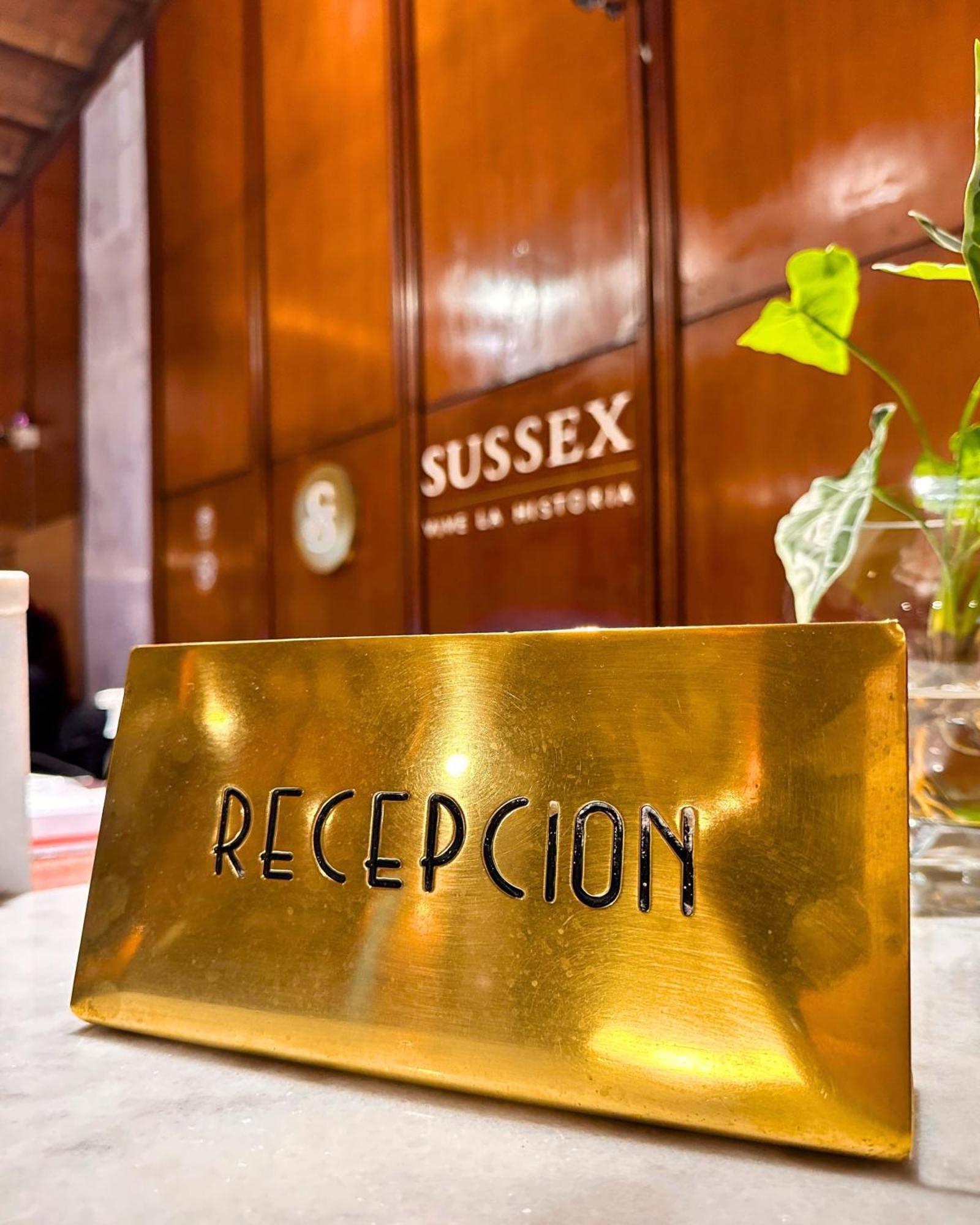 Hotel Sussex Cordoba Bagian luar foto